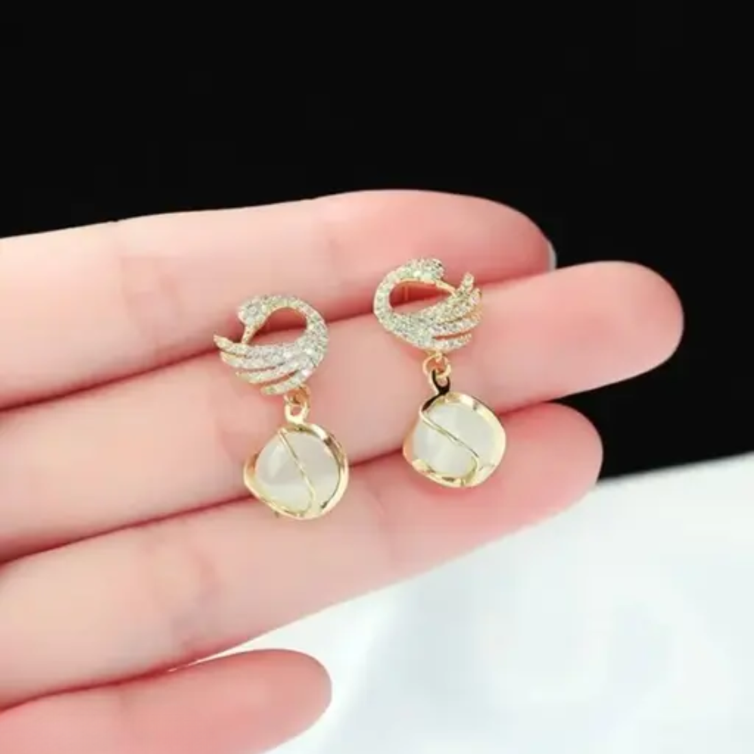 Gold swan crystal drop earrings for women elegant fashion jewelry